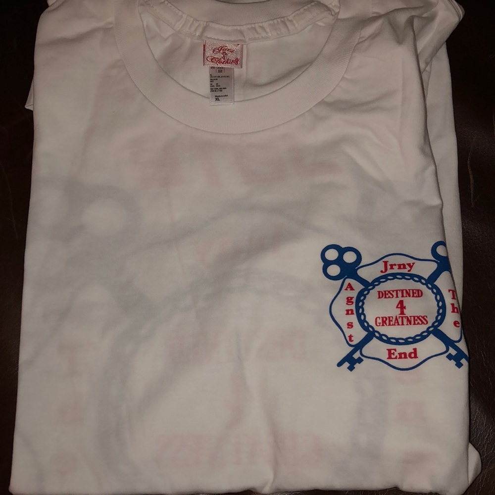 JRNY TEE brand new size XL